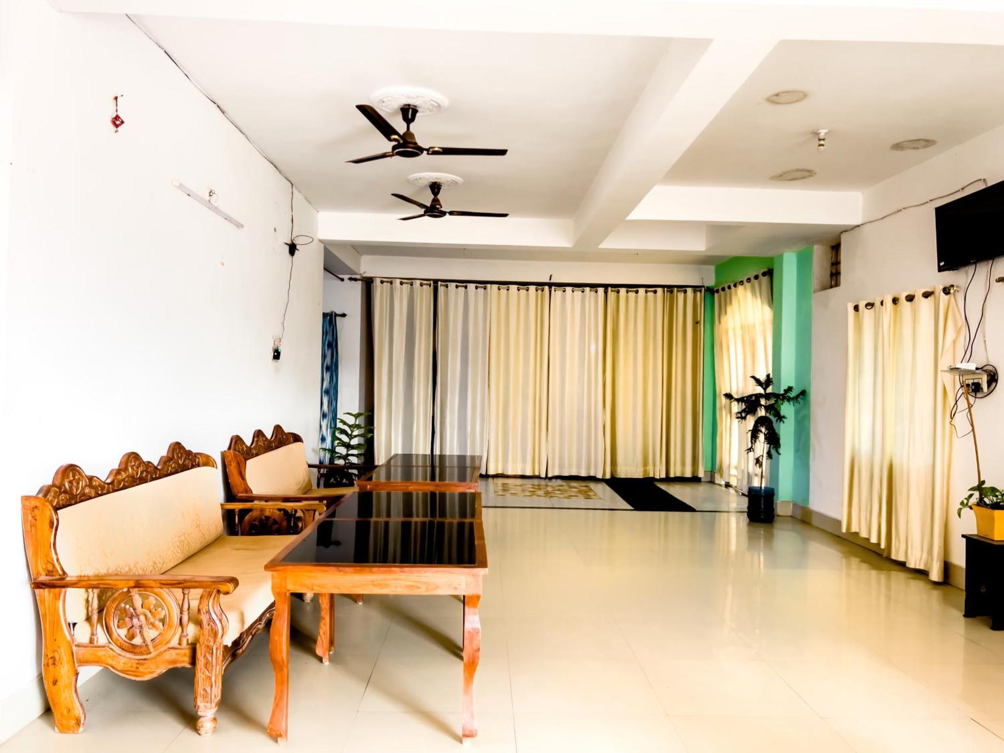 Hotel Nalanda Guest House エクステリア 写真