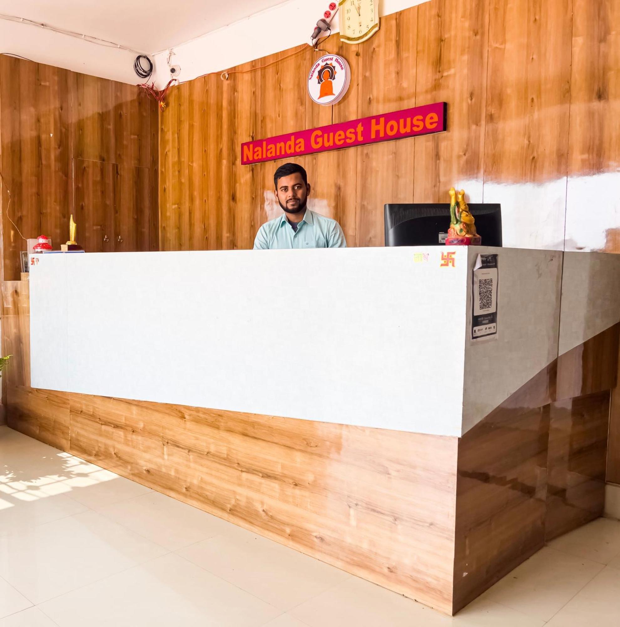 Hotel Nalanda Guest House エクステリア 写真