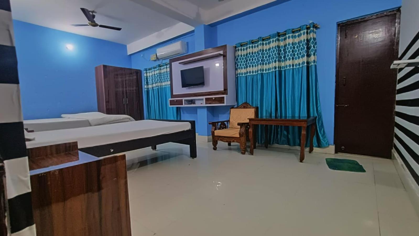 Hotel Nalanda Guest House エクステリア 写真